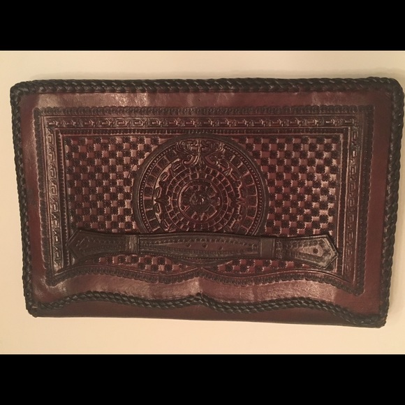 Vintage Hand Tooled Mexican Leather Clutch - Picture 2 of 8